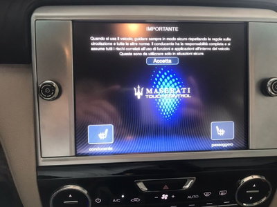 Maserati Quattroporte V6 Diesel (16)