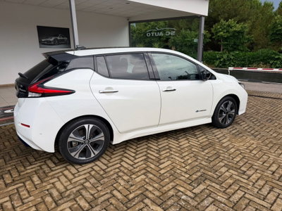 Nissan Leaf N-Connecta (4)