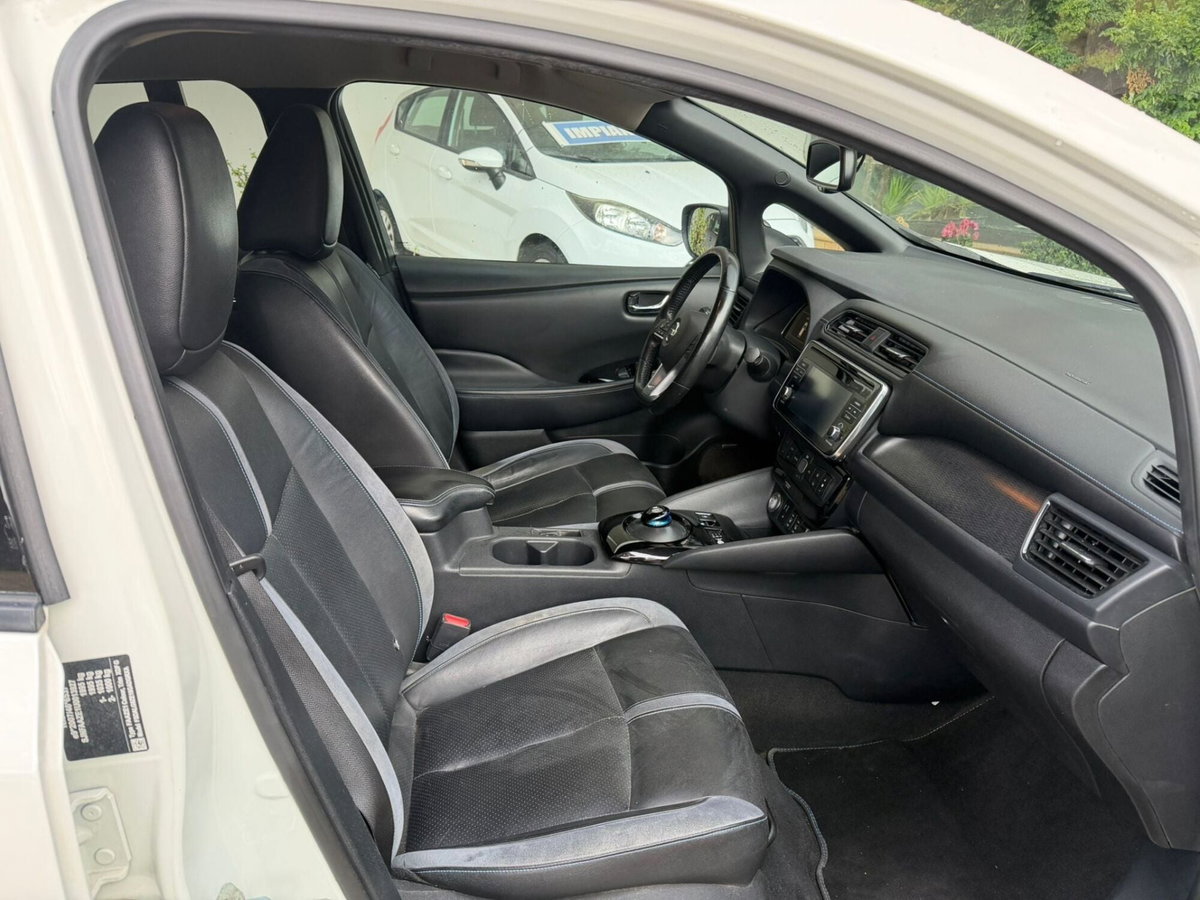 Nissan Leaf N-Connecta (5)
