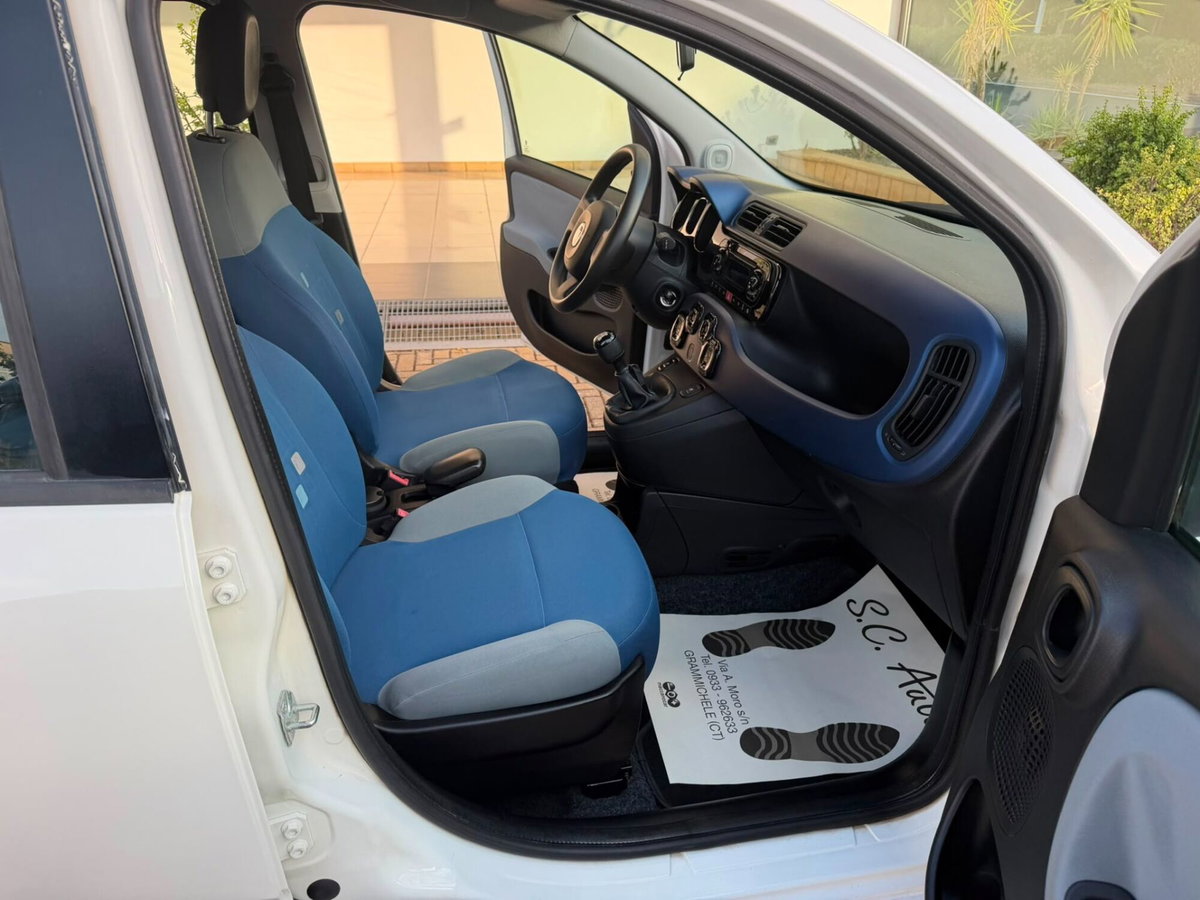 Fiat Panda 1.3 MJT S&S Lounge (12)