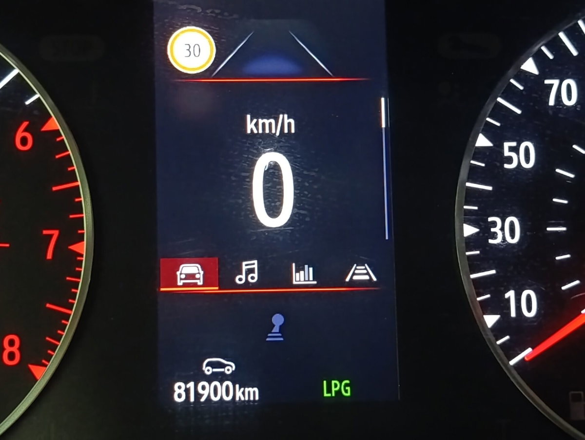 Renault Clio TCe 100 CV GPL 5 porte Equilibre (12)