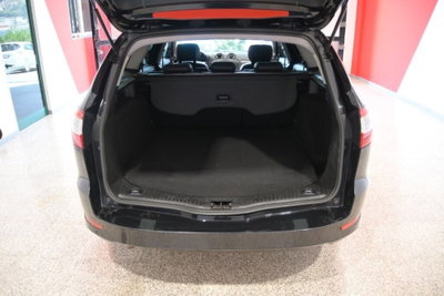 Ford Mondeo 2.0 TDCi 140 CV 5 porte Titanium DPF (6)
