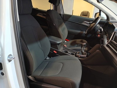 Kia Sportage 1.6 CRDi MHEV Business (19)