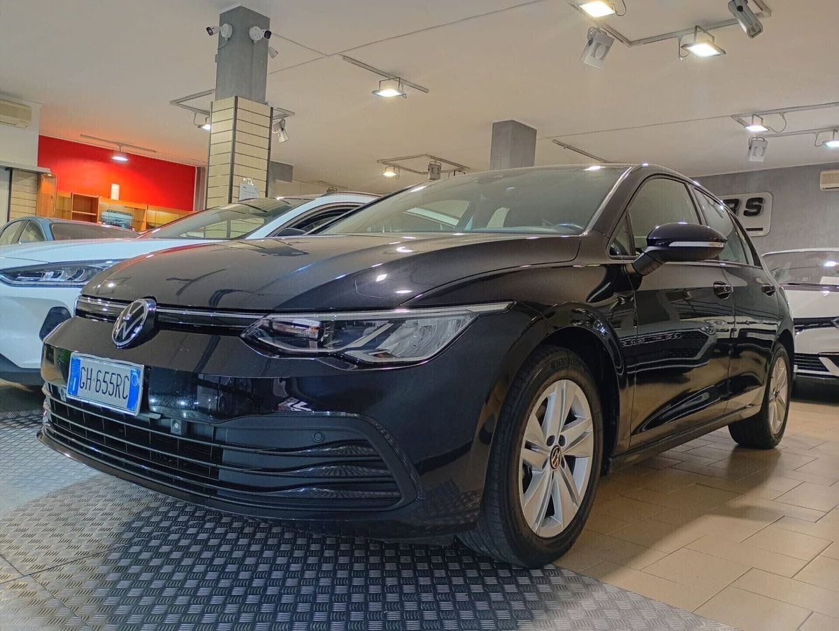 Volkswagen Golf 2.0 TDI DSG SCR Life (8)
