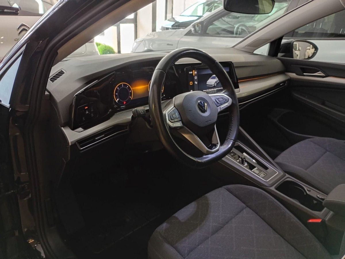 Volkswagen Golf 2.0 TDI DSG SCR Life (9)