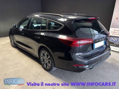 Ford Focus Station Wagon 1.0 EcoBoost Hybrid 155 CV SW ST-Line (2)