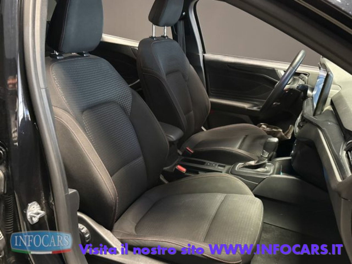 Ford Focus Station Wagon 1.0 EcoBoost Hybrid 155 CV SW ST-Line (6)
