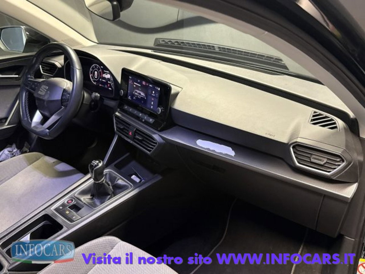 SEAT Leon ST Sportstourer 2.0 tdi Style 116cv (12)