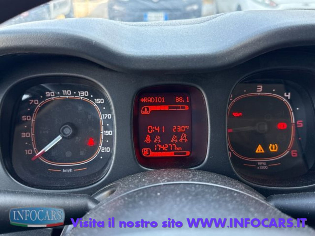 Fiat Panda 1.3 MJT 95 CV S&S 4x4 (10)