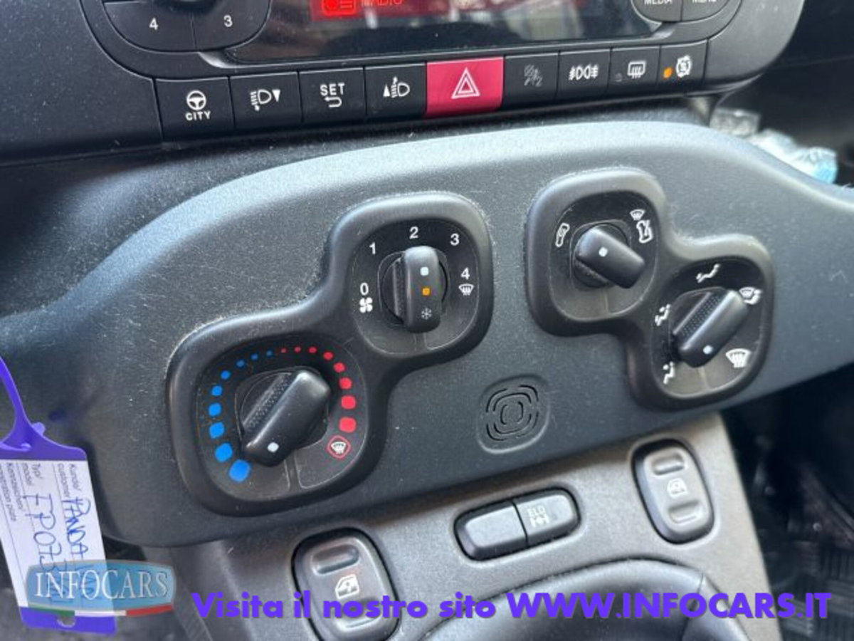 Fiat Panda 1.3 MJT 95 CV S&S 4x4 (12)