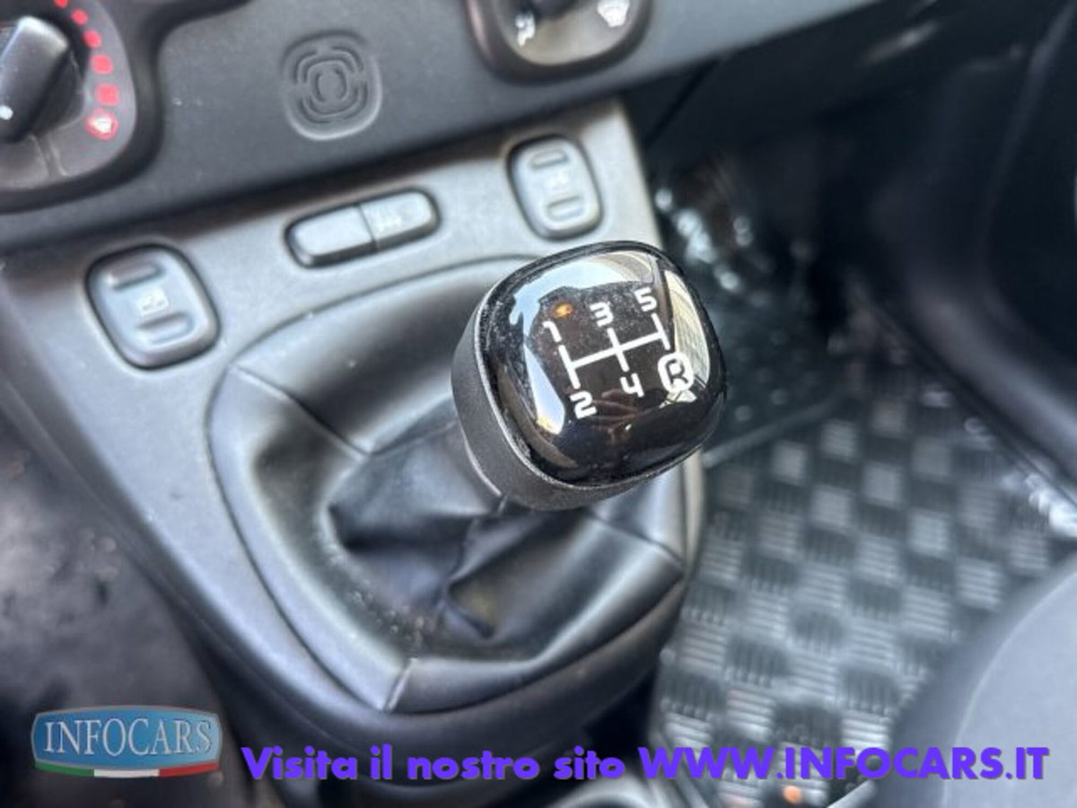 Fiat Panda 1.3 MJT 95 CV S&S 4x4 (13)