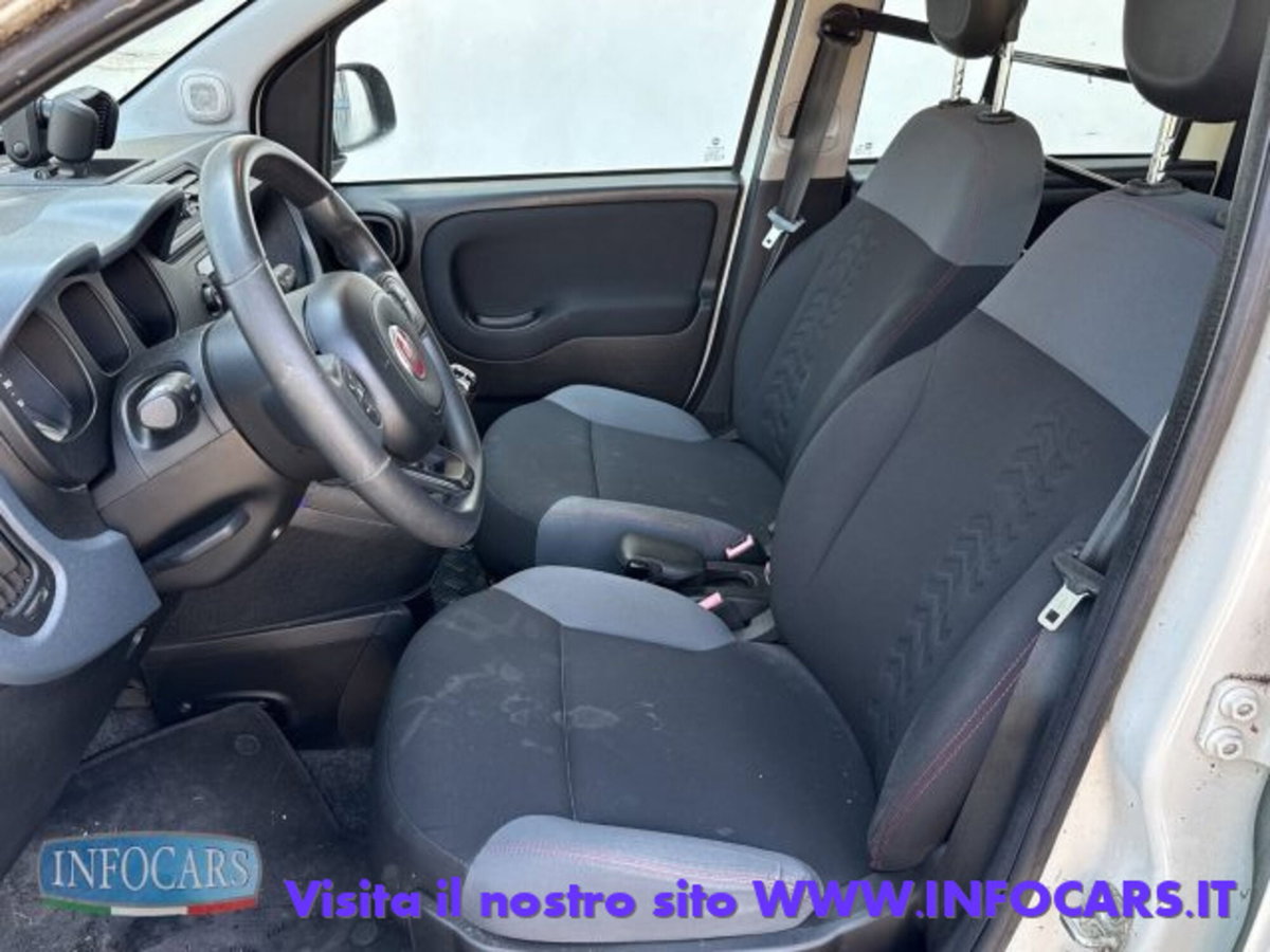 Fiat Panda 1.3 MJT 95 CV S&S 4x4 (5)