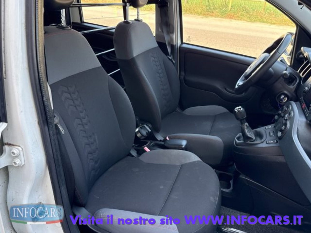 Fiat Panda 1.3 MJT 95 CV S&S 4x4 (6)
