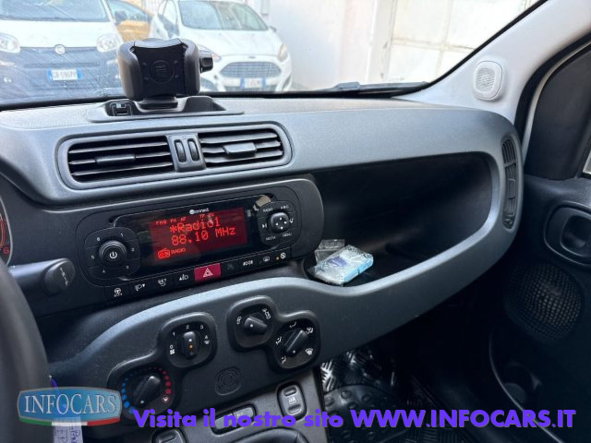 Fiat Panda 1.3 MJT 95 CV S&S 4x4 (8)