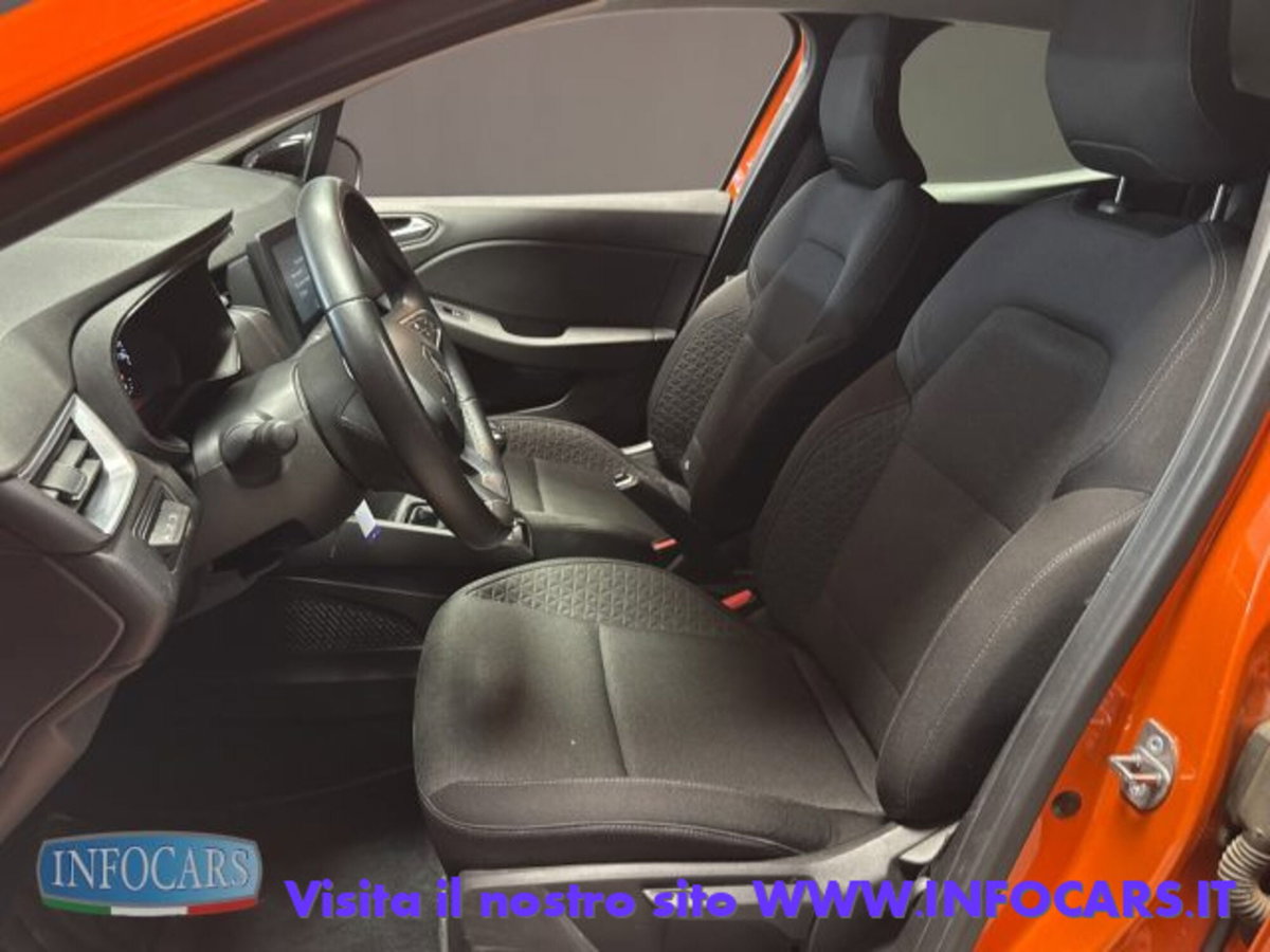 Renault Clio SCe 65 CV 5 porte Life (5)