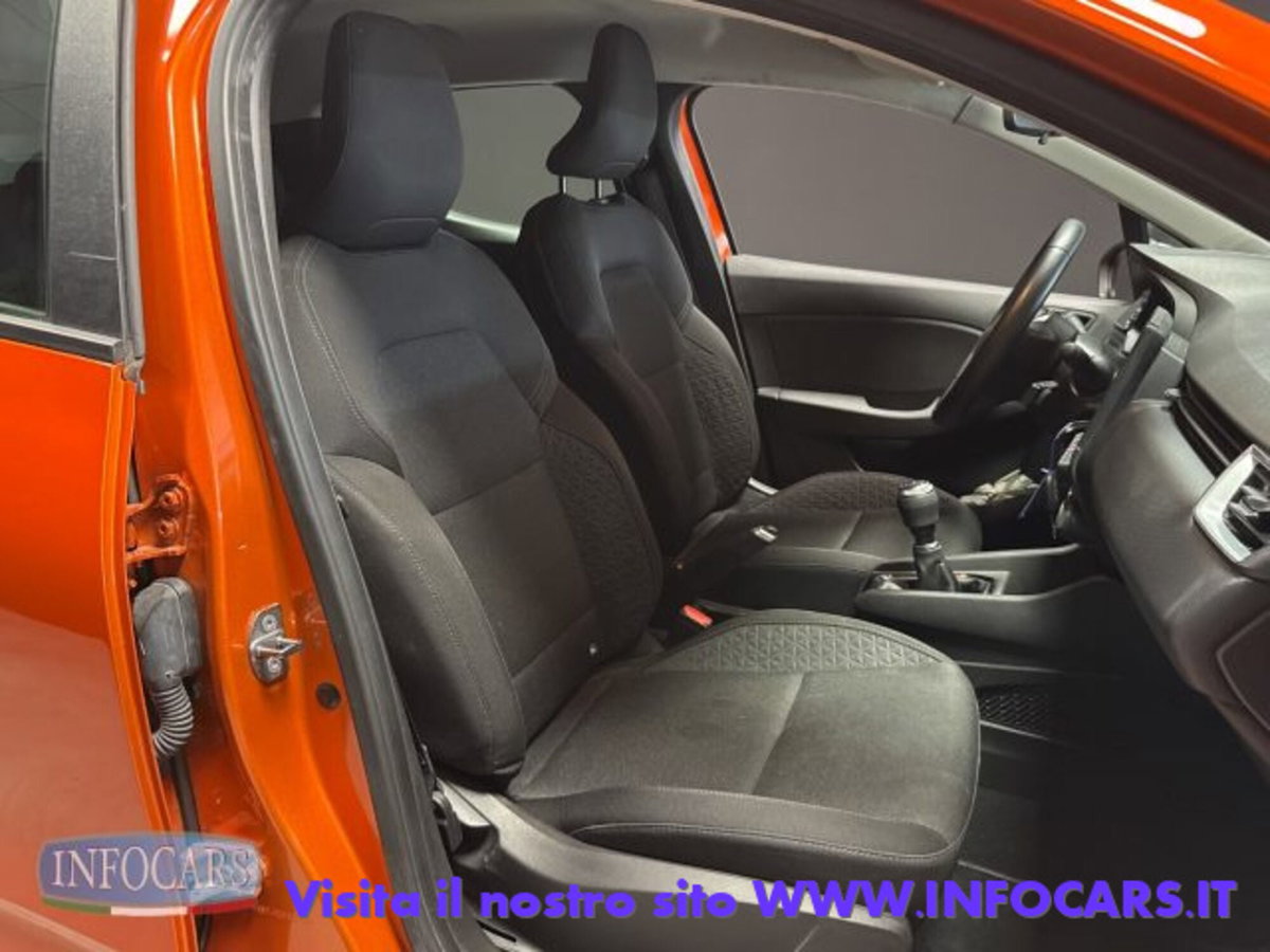 Renault Clio SCe 65 CV 5 porte Life (6)