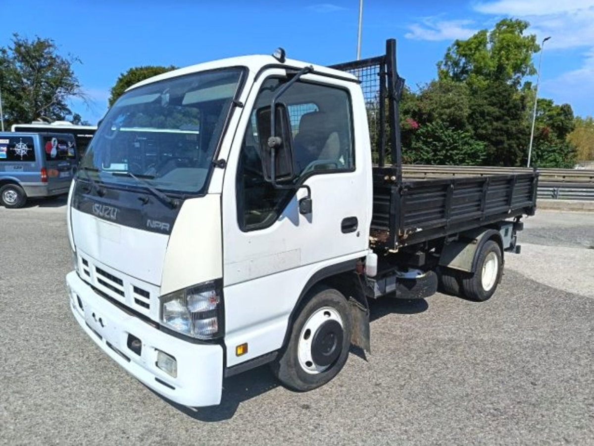 Isuzu NPR/NKR 1a serie NKR 77AE 3.0 TDI PC-RG Cabinato