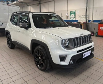Jeep Renegade 1.3 T4 DDCT Limited (9)