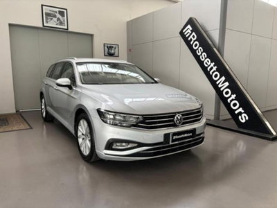 Volkswagen Passat Variant 2.0 TDI SCR EVO DSG Business usata
