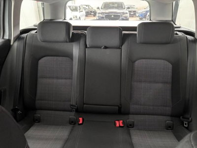 Volkswagen Passat Variant 2.0 TDI SCR EVO DSG Business (15)