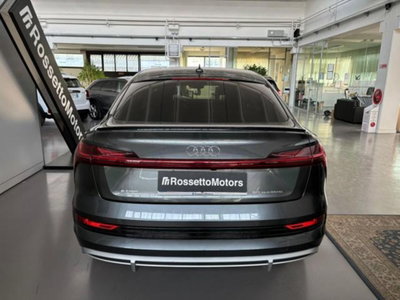 Audi Q8 Sportback 50 S line edition quattro (4)