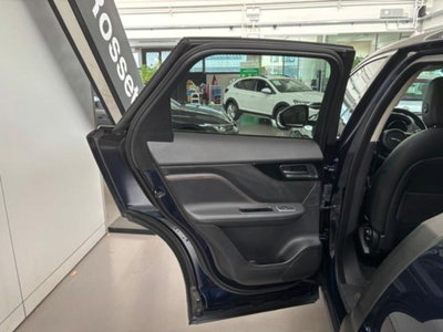 Jaguar F-Pace 2.0 D 180 CV aut. Prestige (17)