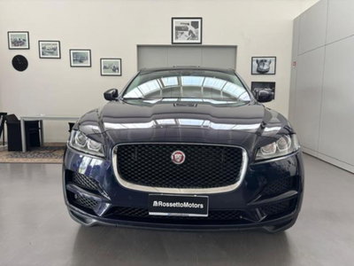 Jaguar F-Pace 2.0 D 180 CV aut. Prestige (2)