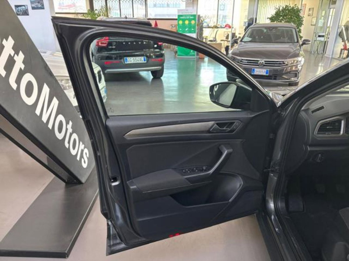 Volkswagen T-Roc 2.0 TDI SCR Advanced BlueMotion Technology (6)