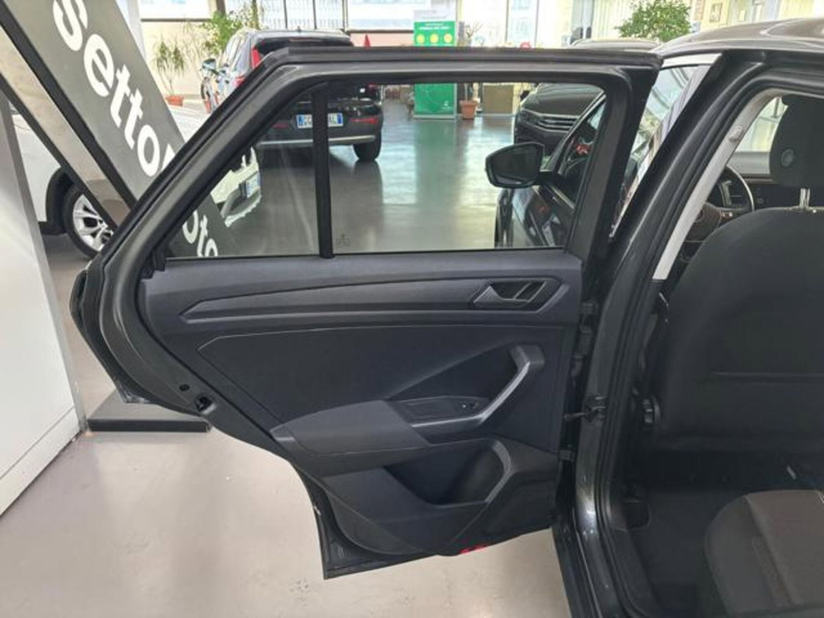 Volkswagen T-Roc 2.0 TDI SCR Advanced BlueMotion Technology (8)