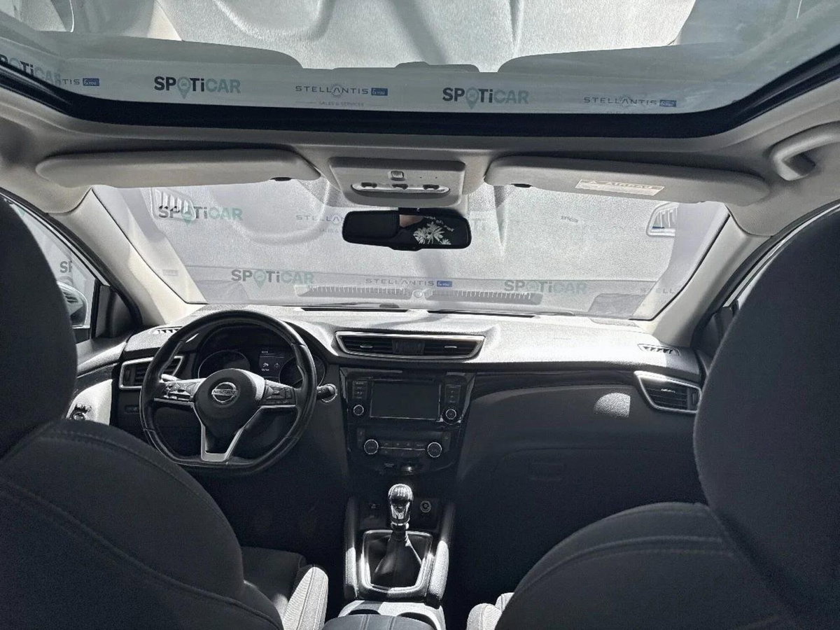 Nissan Qashqai 1.3 DIG-T 140 CV N-Tec Start (12)