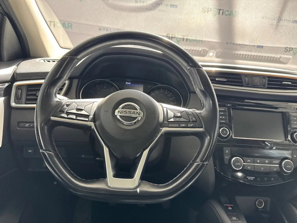 Nissan Qashqai 1.3 DIG-T 140 CV N-Tec Start (8)