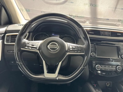 Nissan Qashqai 1.3 DIG-T 140 CV N-Tec Start (8)