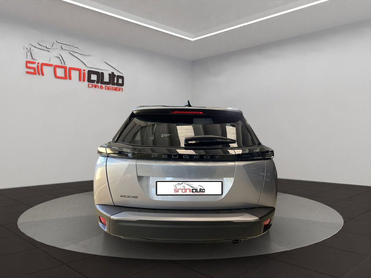 Peugeot 2008 1.2 turbo Allure 100cv (5)