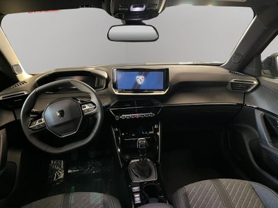 Peugeot 2008 1.2 turbo Allure 100cv (9)