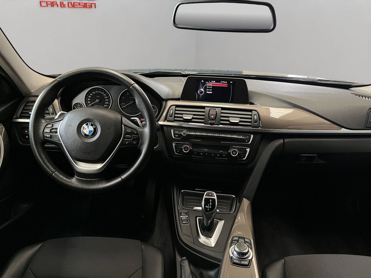 BMW Serie 3 Touring 320d xDrive (11)