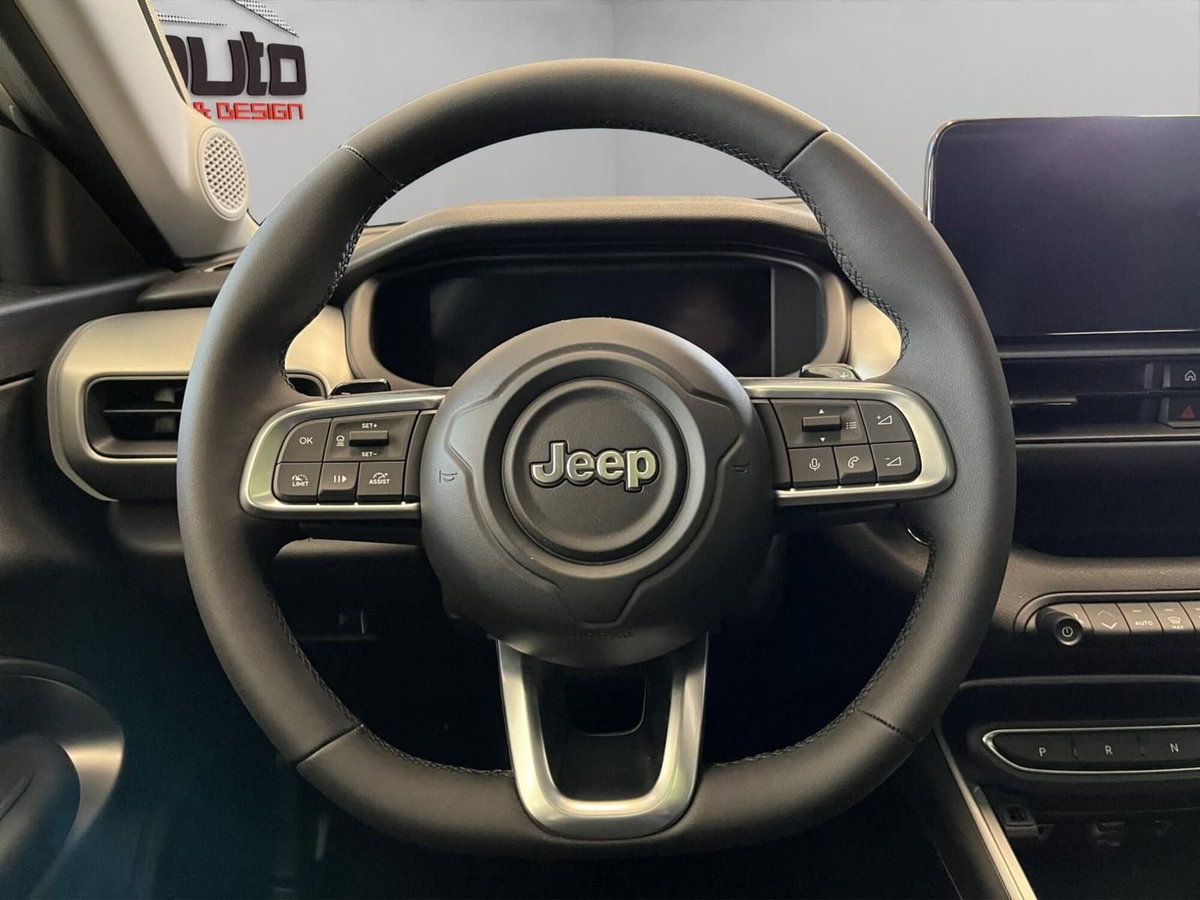 Jeep Avenger 1.2 turbo e-hybrid mhev Summit fwd 110cv edct6 (12)