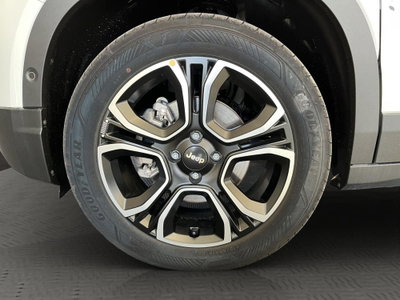 Jeep Avenger 1.2 turbo e-hybrid mhev Summit fwd 110cv edct6 (4)