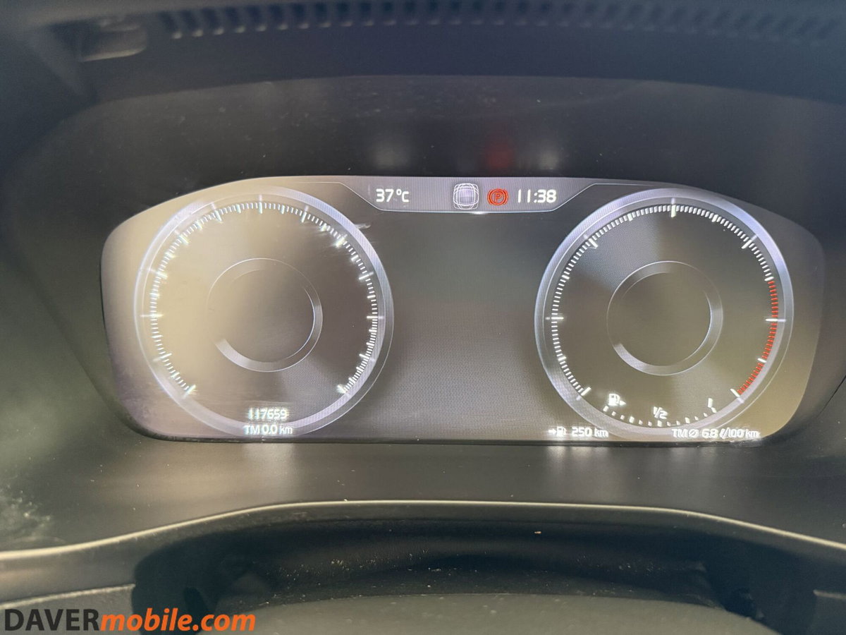Volvo XC40 D3 Business (12)