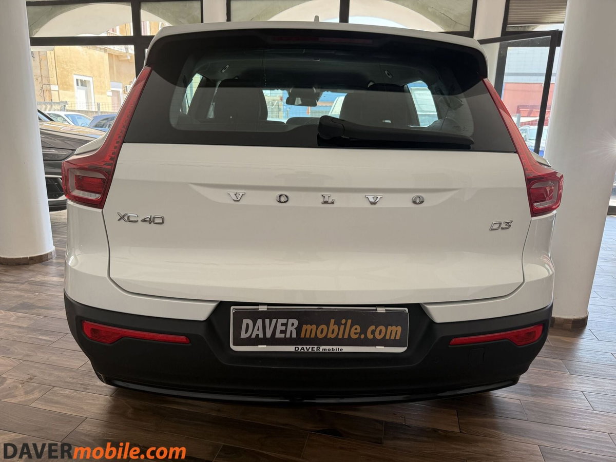 Volvo XC40 D3 Business (5)