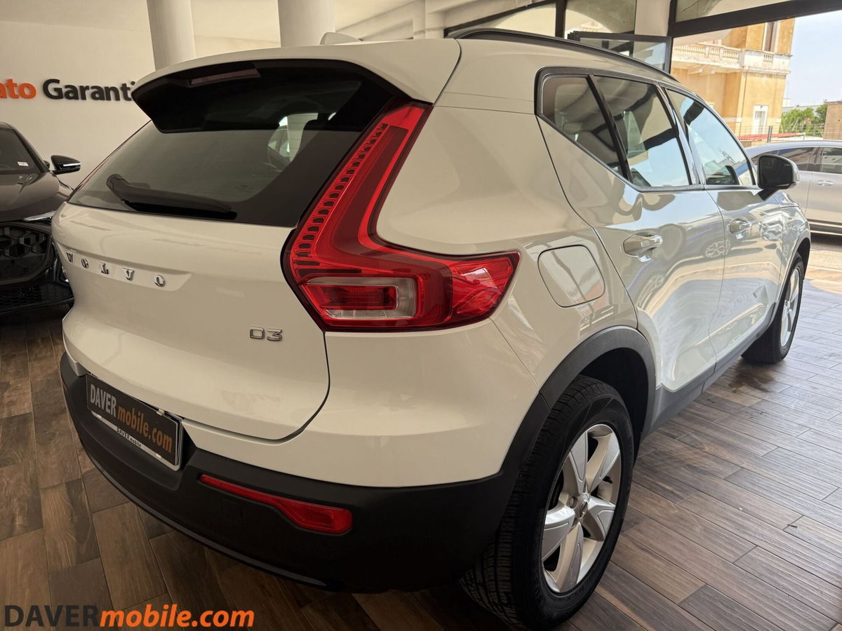 Volvo XC40 D3 Business (6)