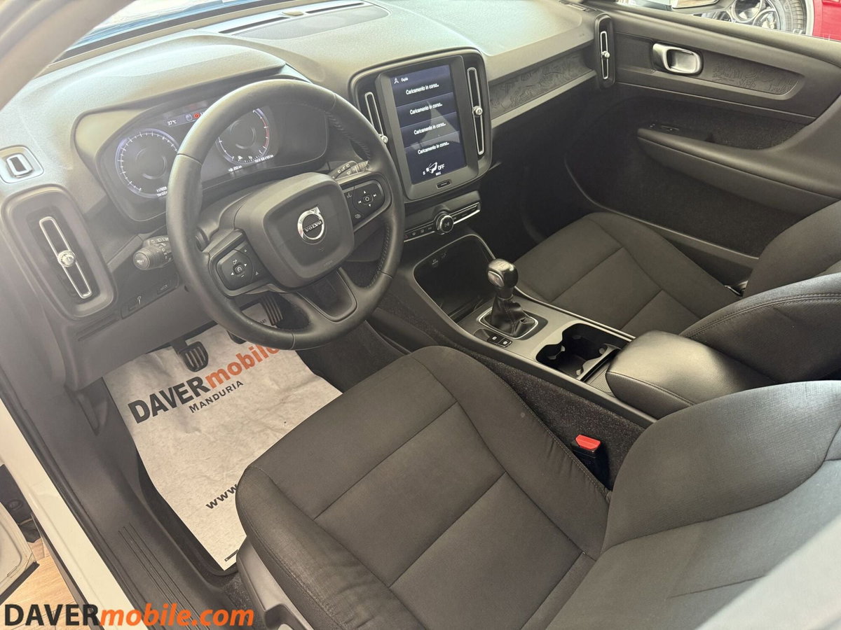 Volvo XC40 D3 Business (9)