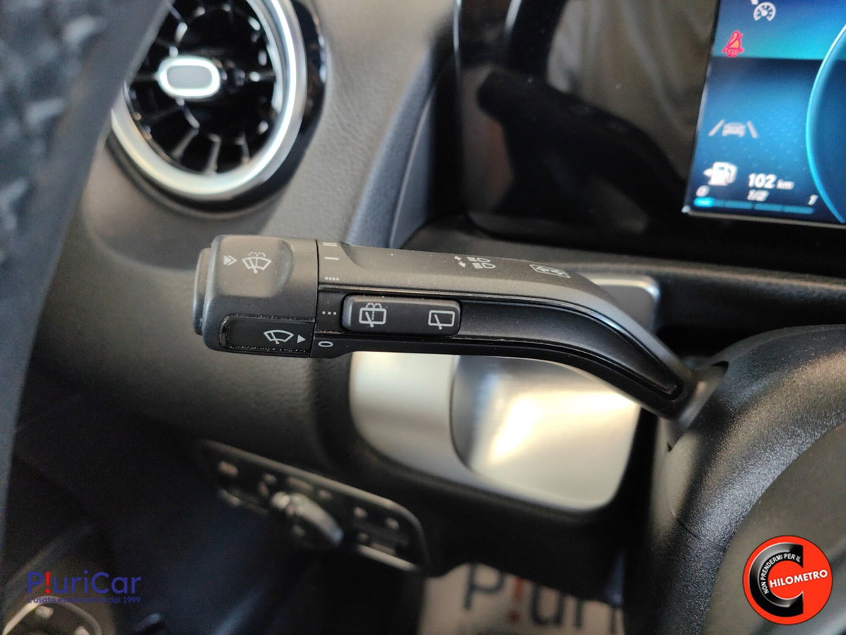 Mercedes-Benz GLB 200 d Advanced 4matic auto 7p.ti (17)