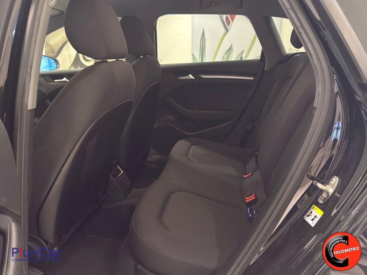 Audi A3 Sportback 35 TDI S tronic Admired (8)