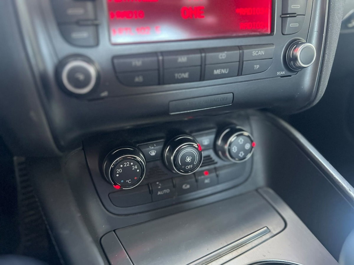 Audi TT Cabrio 2.0 TFSI (13)