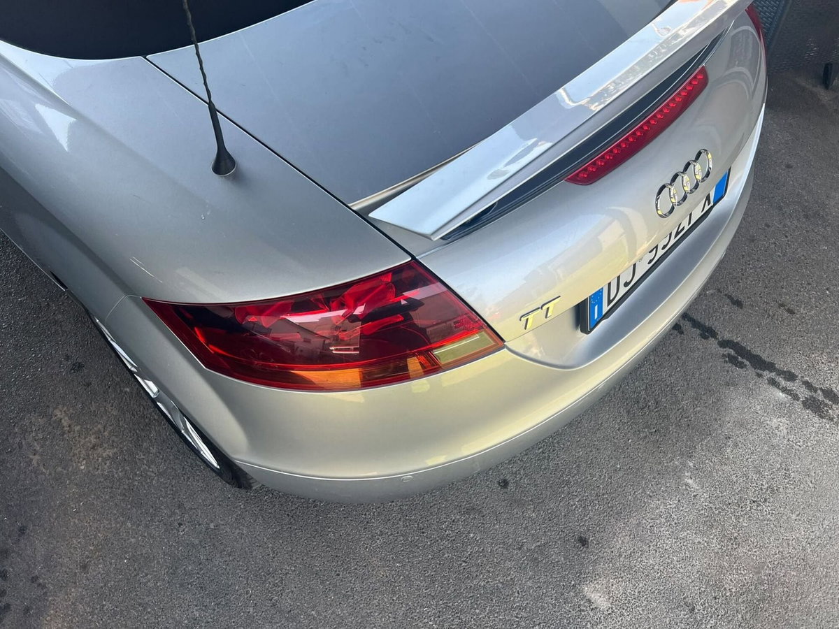 Audi TT Cabrio 2.0 TFSI (6)