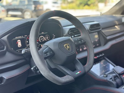 Lamborghini Urus 4.0 V8 phev SE auto (12)