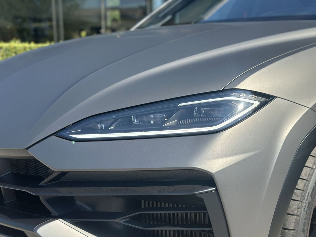 Lamborghini Urus 4.0 V8 phev SE auto (19)