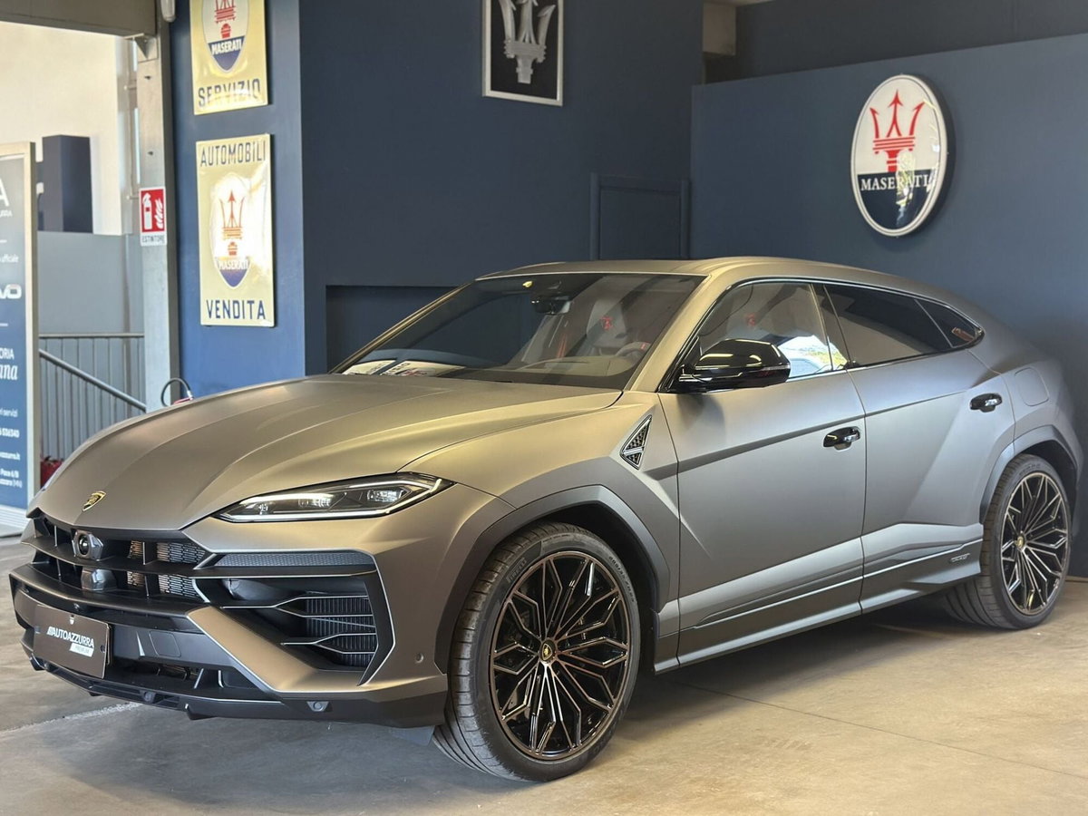 Lamborghini Urus 4.0 V8 phev SE auto (2)