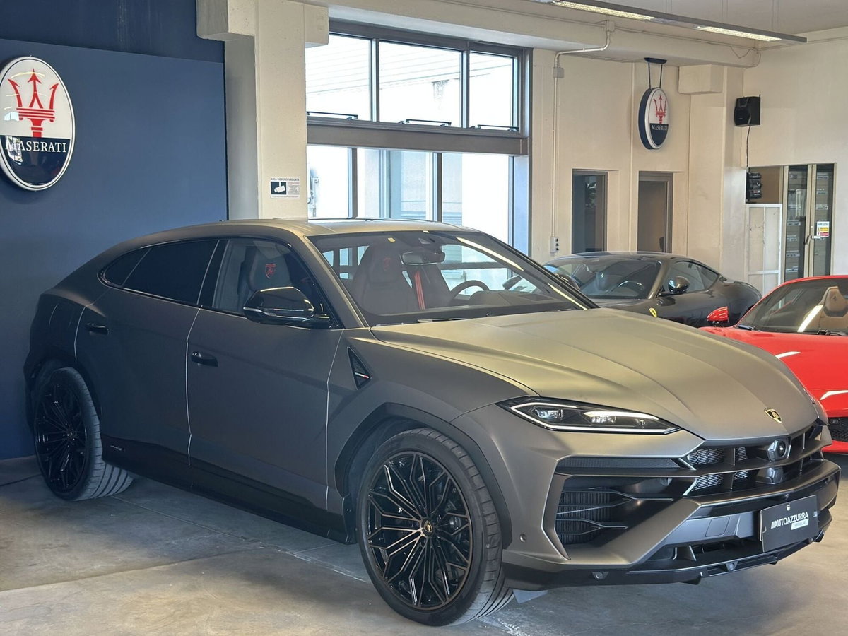 Lamborghini Urus 4.0 V8 phev SE auto (4)