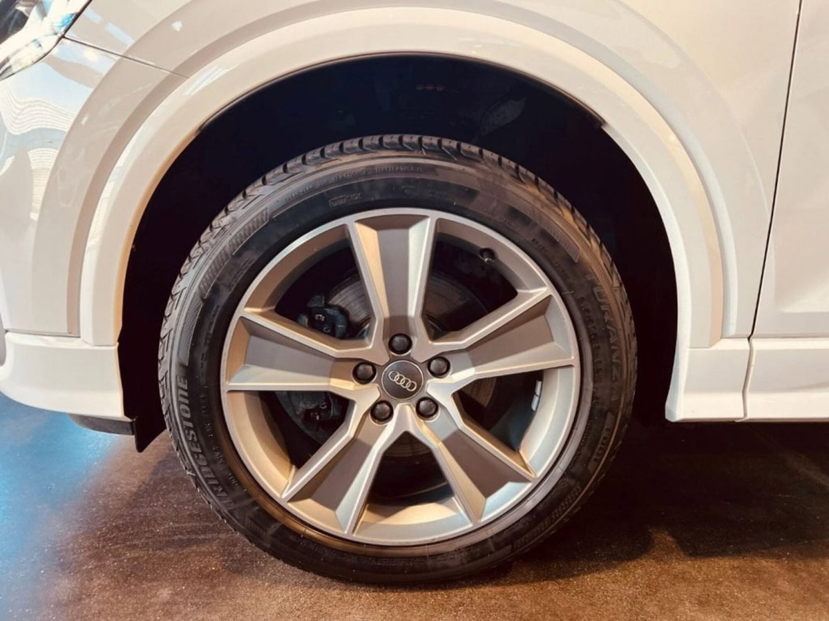 Audi Q2 Q2 35 TDI quattro S tronic S line Edition (13)